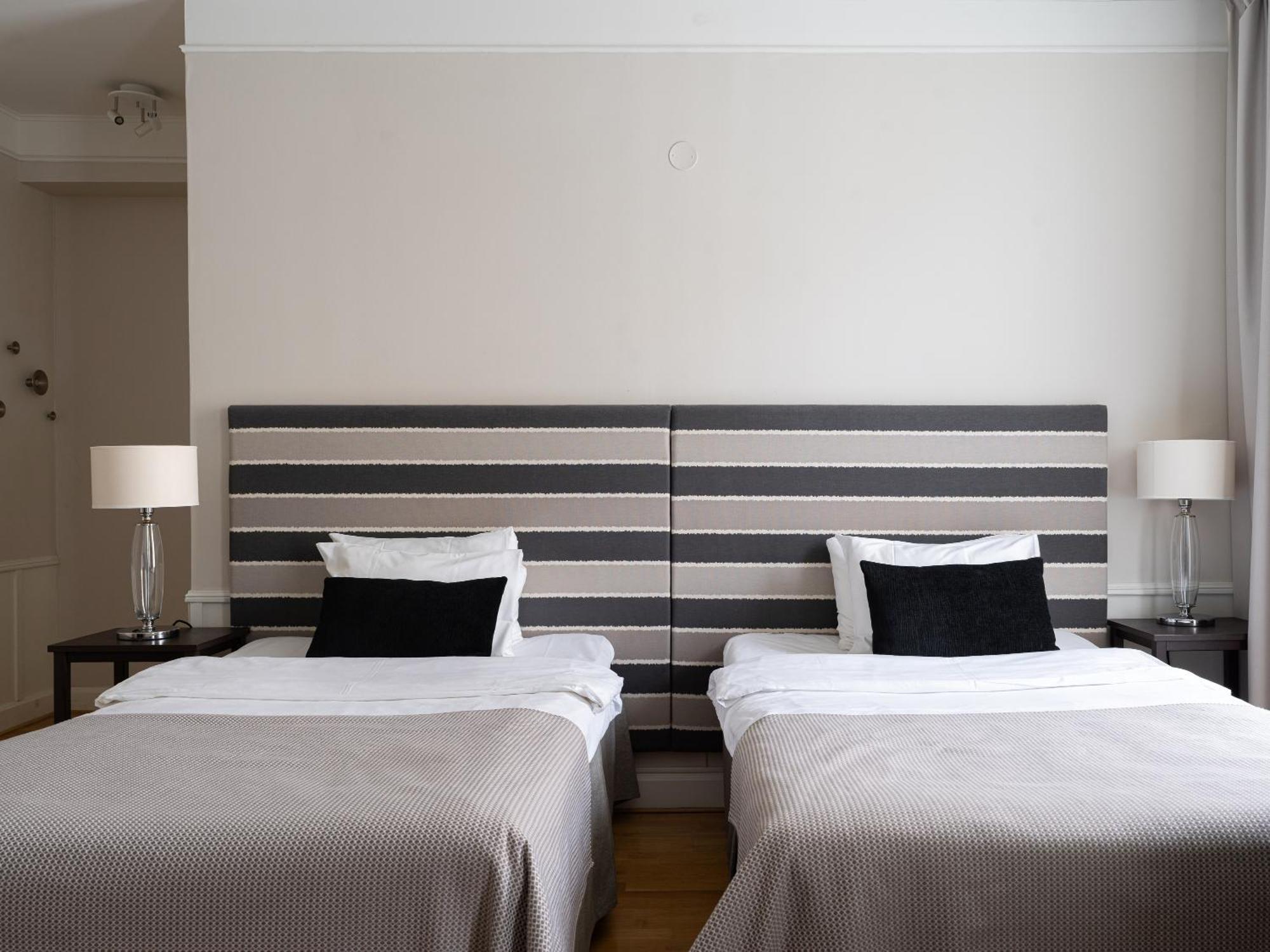 Elite Stora Hotellet Oerebro Bagian luar foto
